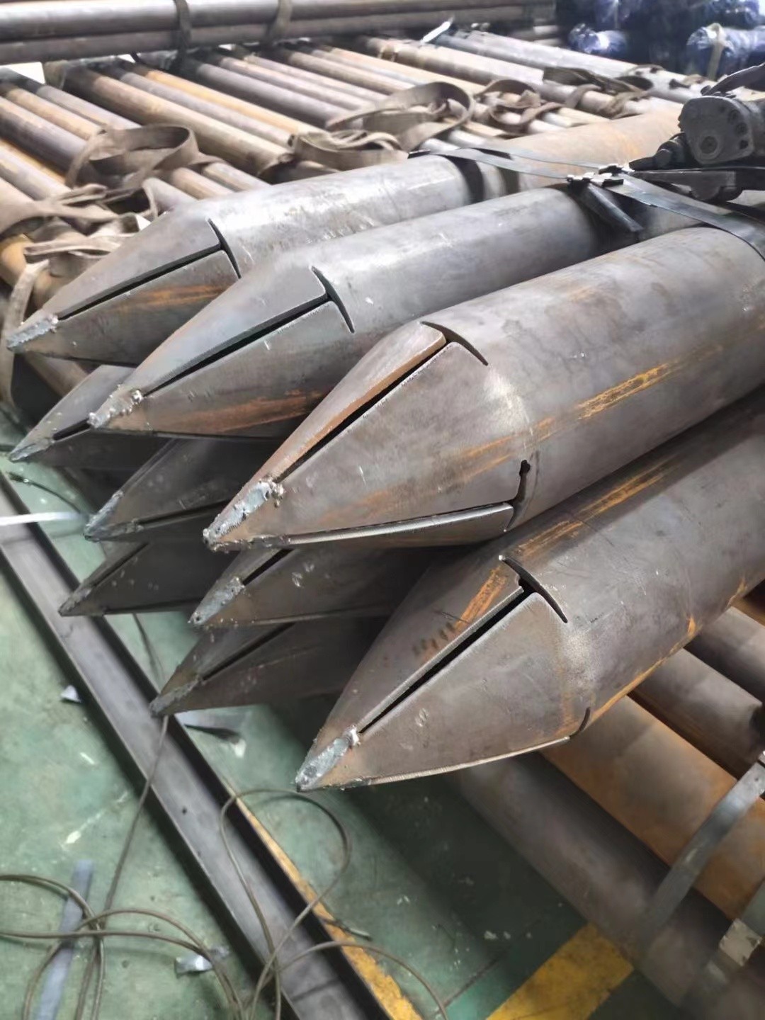 苏尼特左108mm管棚管